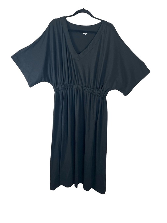 Able Dresses & Skirts - Able black Nina dolman sleeve v neck cinched waist midi dress XL